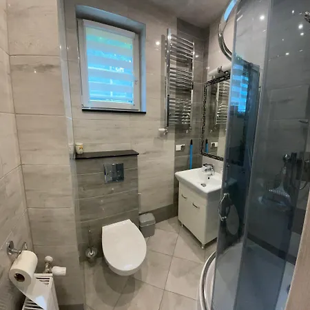 Przystanek - Genua * קרפאז'