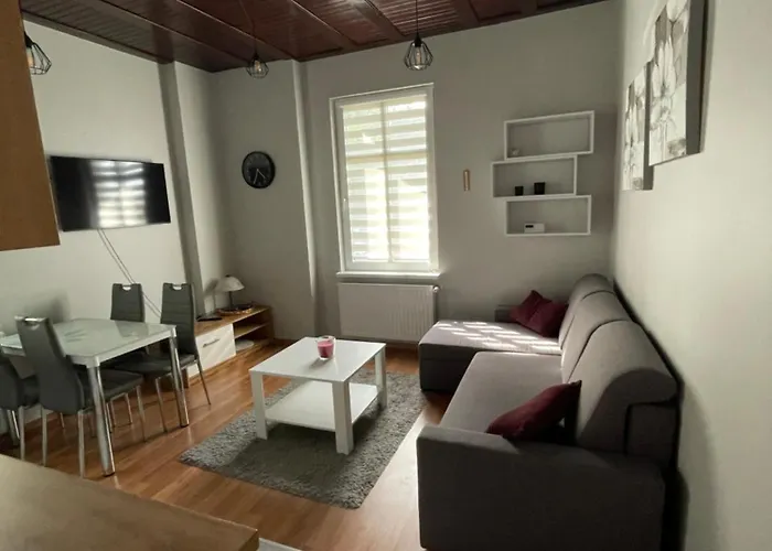 Przystanek - Genua Apartman